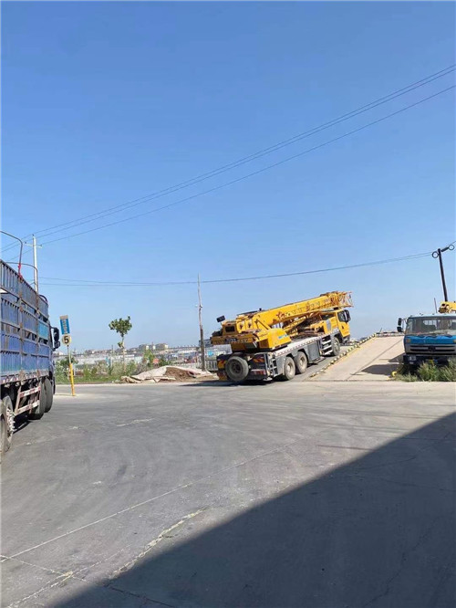 牧野区25吨吊车的租赁价格大概是多少？