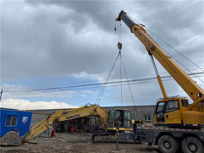 牧野区25吨吊车的工作半径是多少？